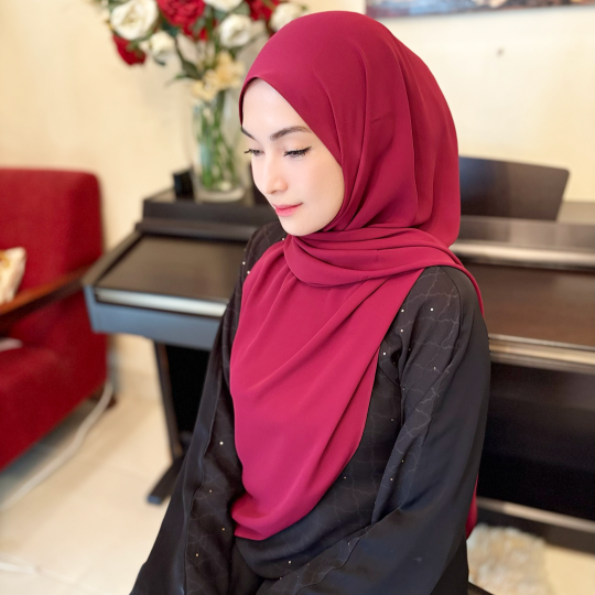 ADARAA MAROON