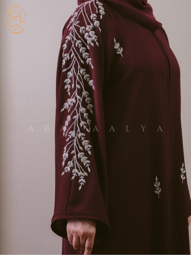 Nayla Abaya