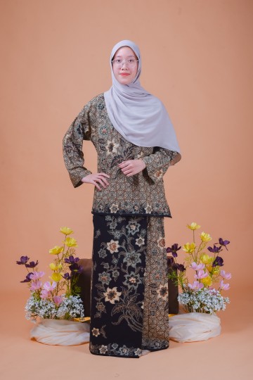 Baju Kurung Baiduri Batik Sepasang