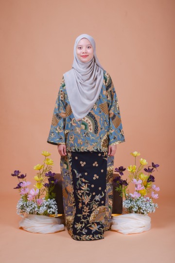 Baju Kurung Baiduri Batik Sepasang