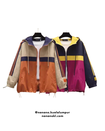 Evrin Windbreaker