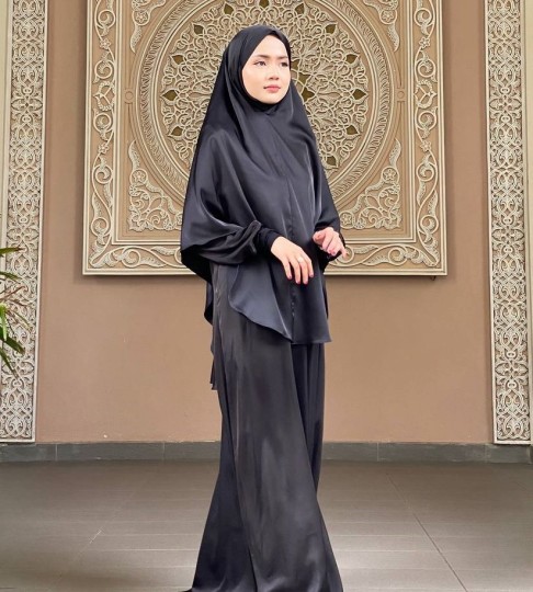 Jubah Ayraa