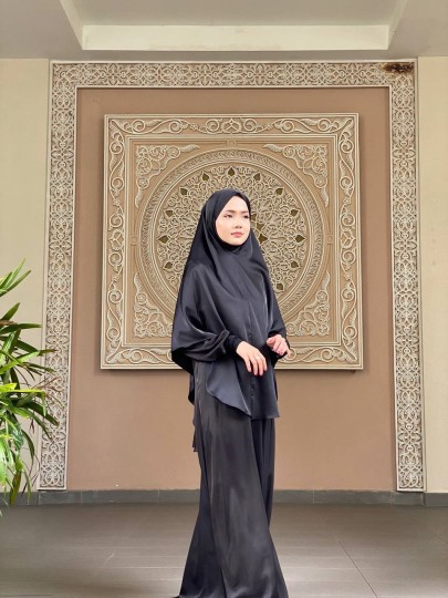 Jubah Ayraa - Black