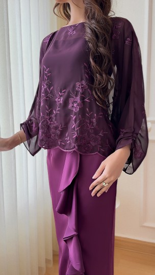 CARMELLA BATWING KURUNG IN DREAMY PLUM