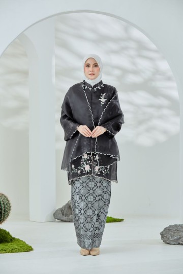 Seroja Klasik - Black