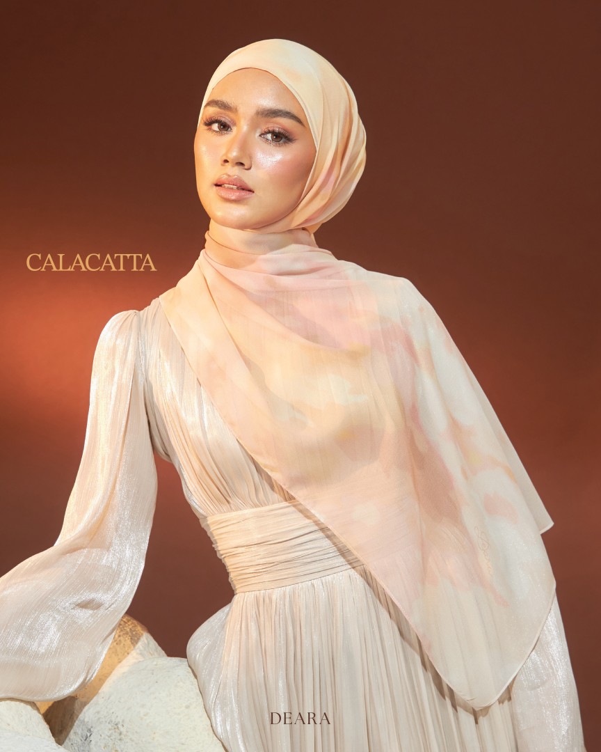 THESSELIA CALACATTA (PRE-ORDER)