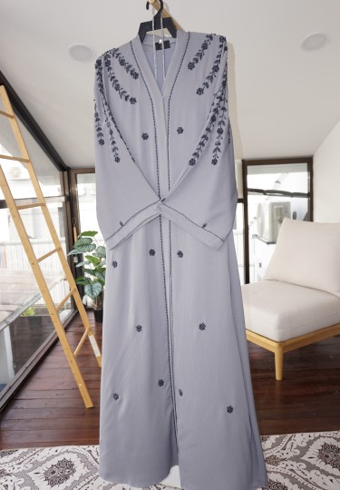 Jamilah Abaya - Light Grey