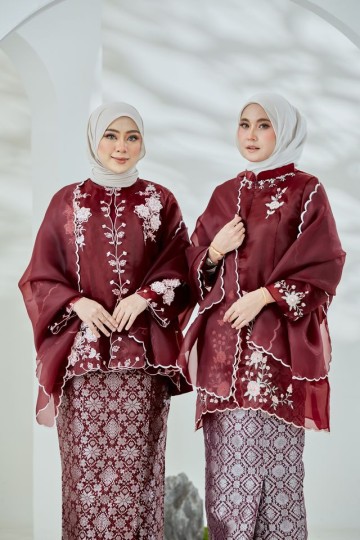 Seroja Kurung - Maroon