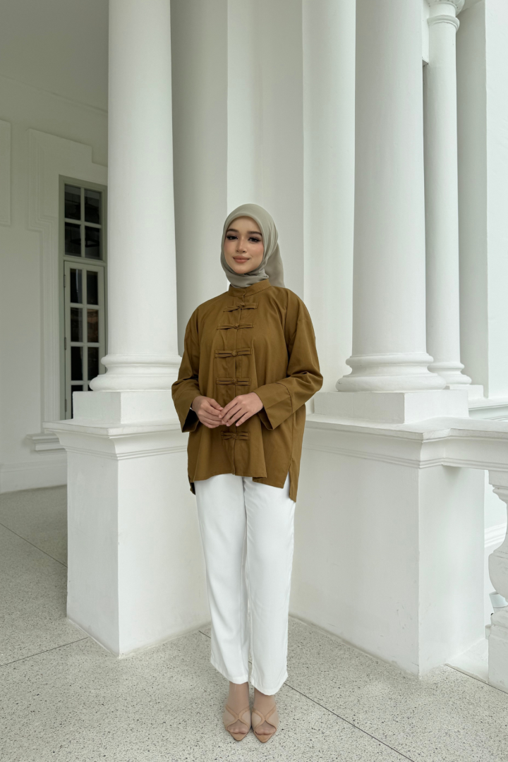 Yin Mandarin Linen Top Olive - Image 6