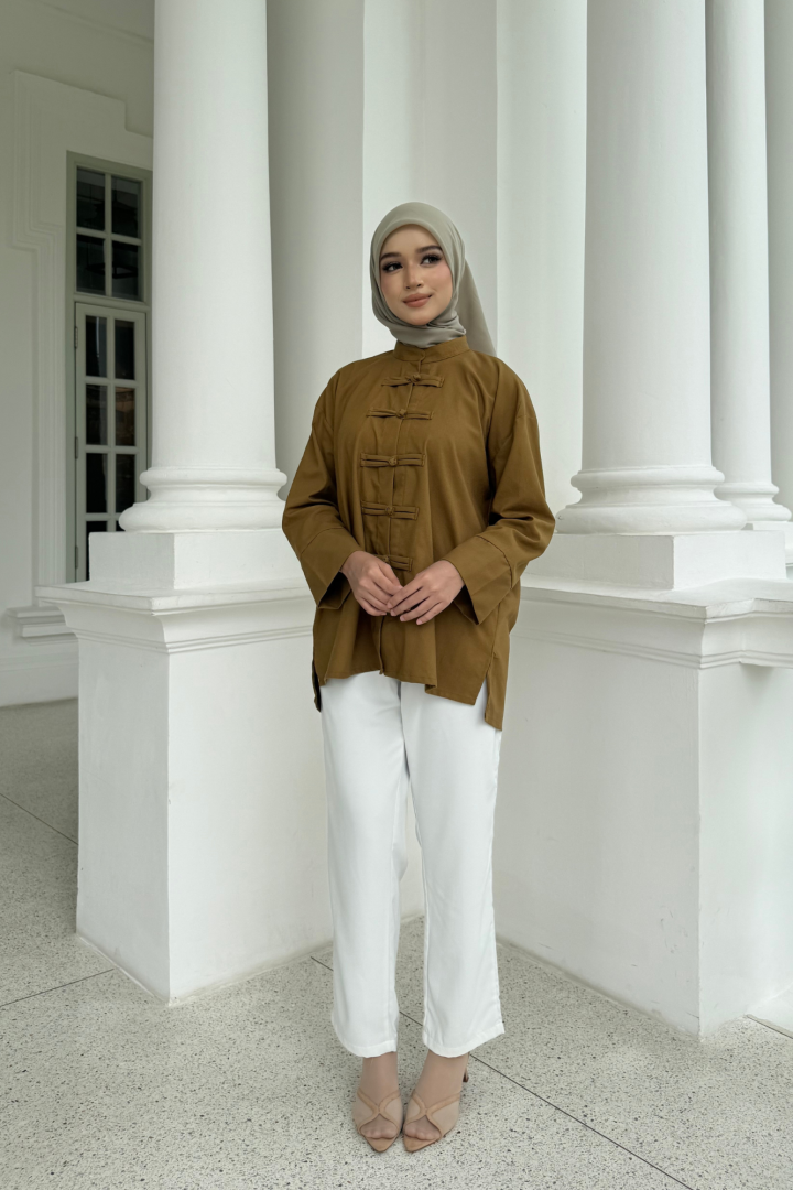 Yin Mandarin Linen Top Olive - Image 1