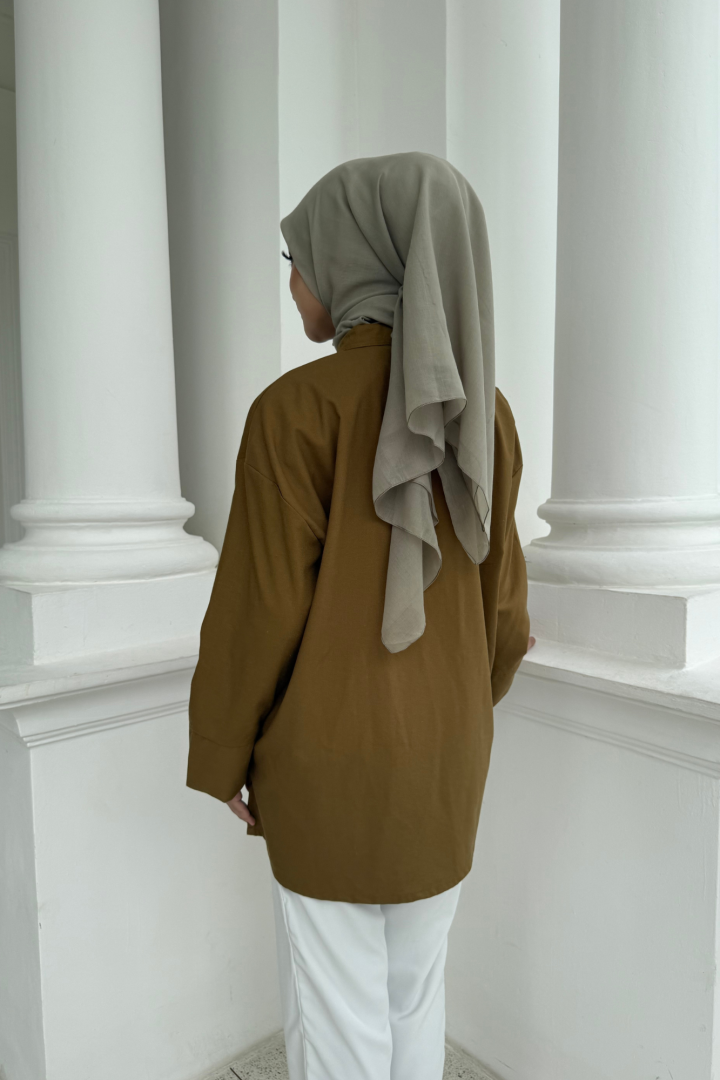 Yin Mandarin Linen Top Olive - Image 3