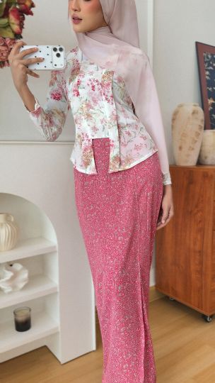 ROSELLE KEBAYA IN SERI ORKID