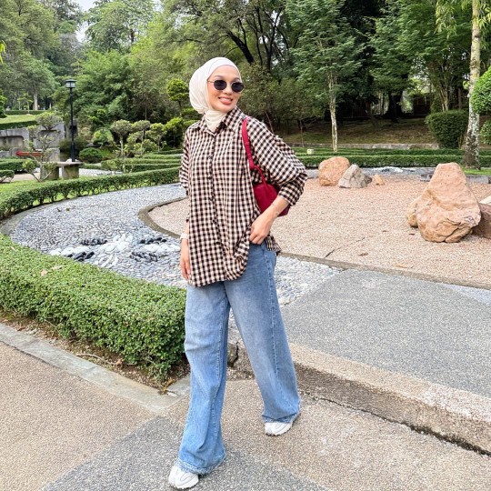 TOP ARDEEN 01 CREAM BLACK