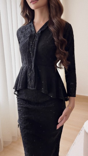 NELISSA BLINK PEPLUM KEBAYA IN GLOWING BLACK
