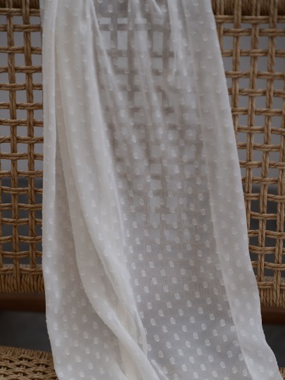 Selendang in Whisper