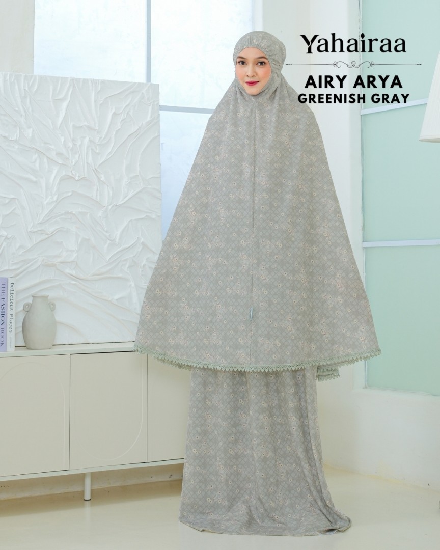 TravelLuxe | Airy Arya | Greenish Gray