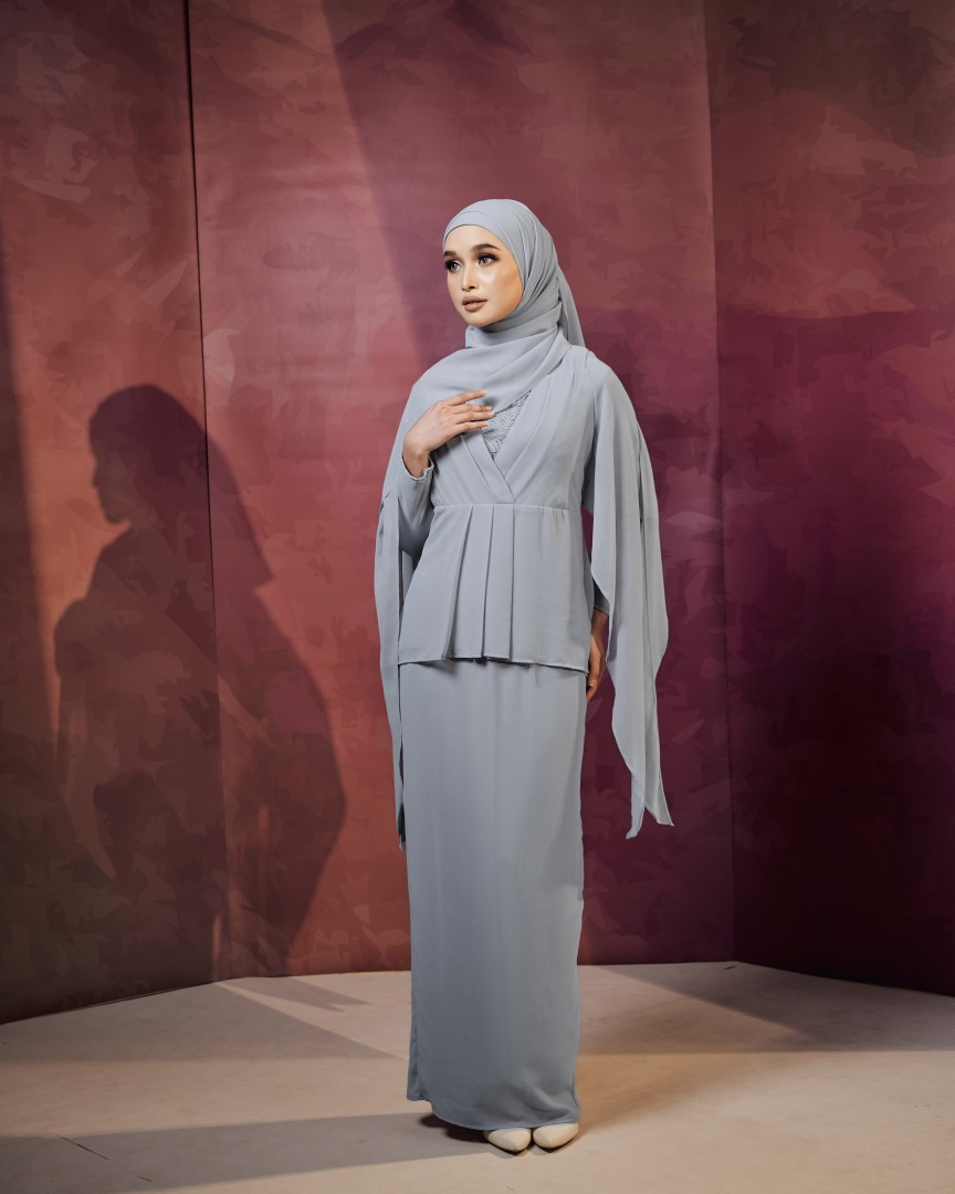 STELLA - GREYISH BLUE