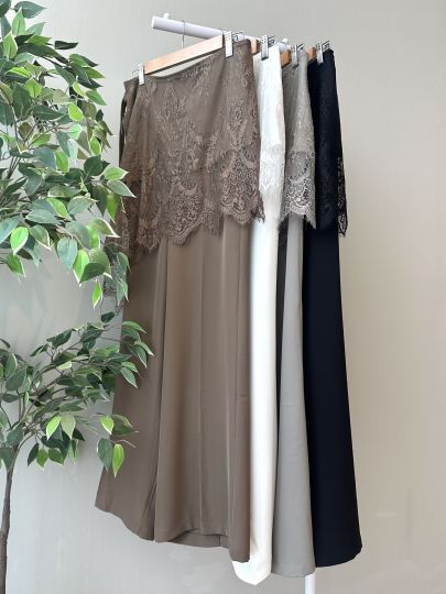 Lace Extension Slack Pants