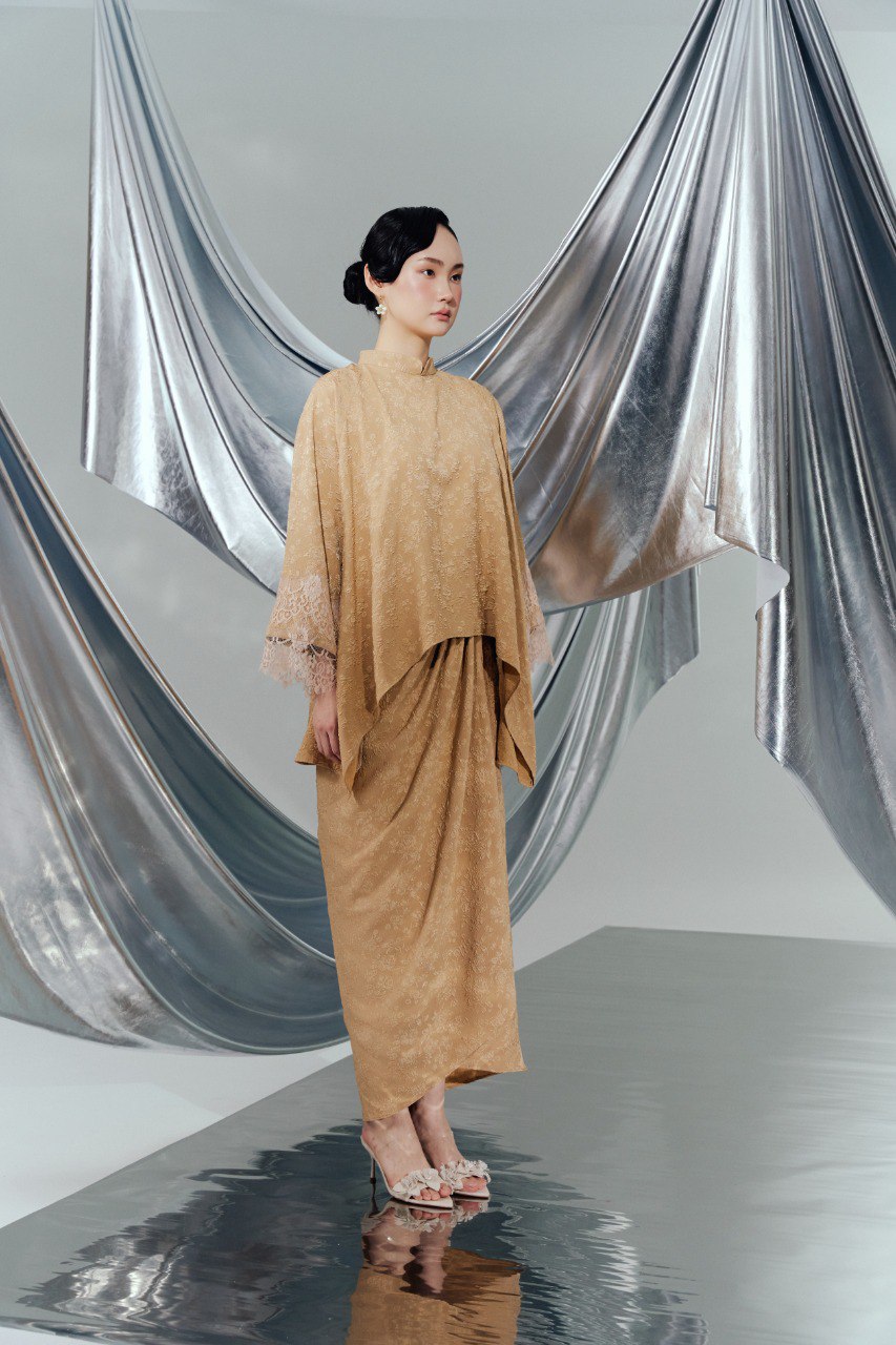NUDE BROWN