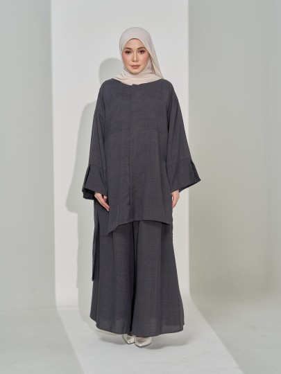 Aera Plain in Dark Grey