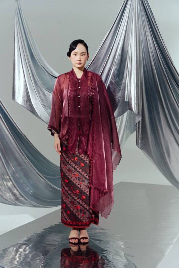 DAYANG NUR AMINAH (PLUM)