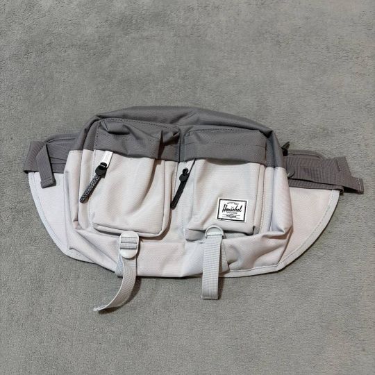 Herschel Supply Co. Eighteen Hip Pack - Lunar/Grey