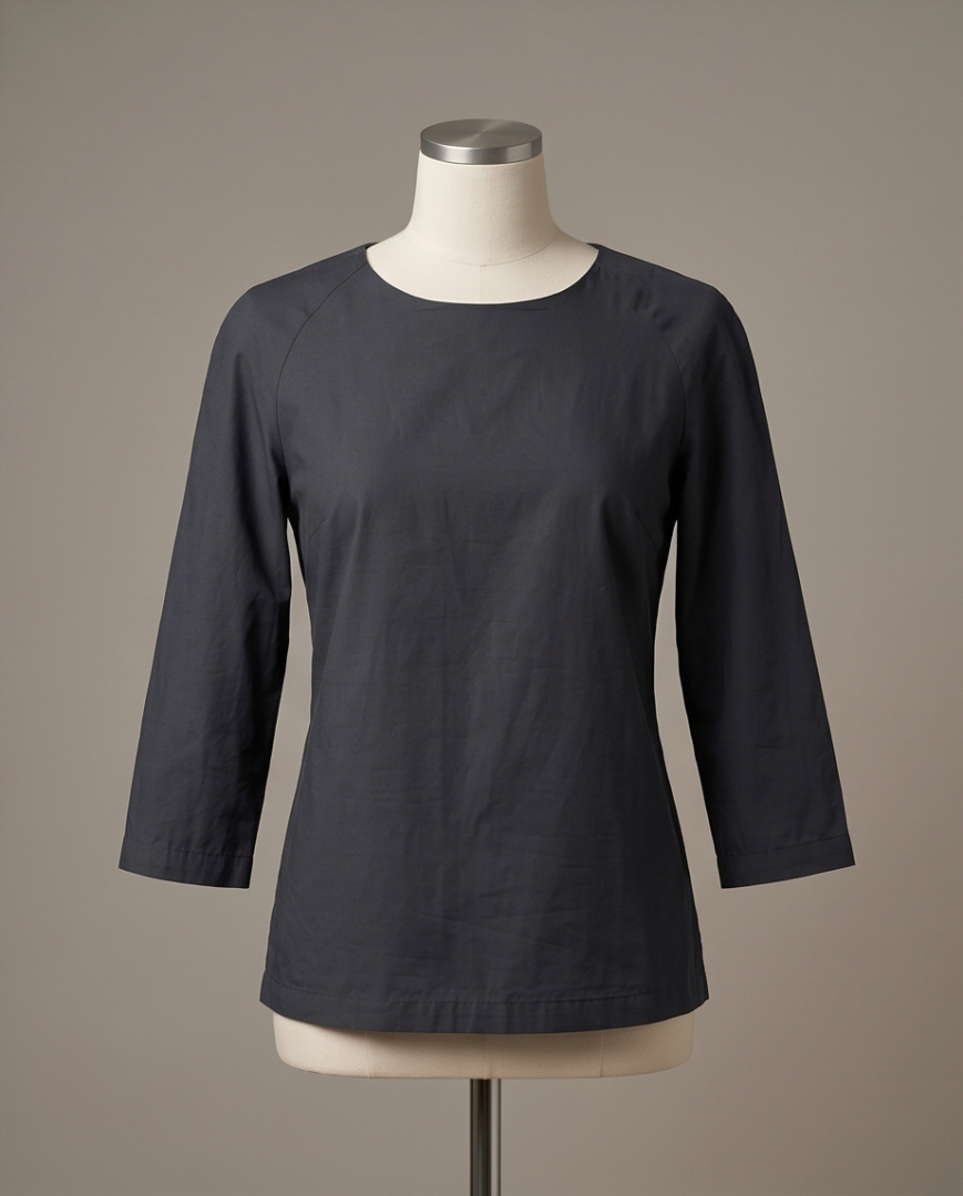 Black mid sleeved blouse (S)
