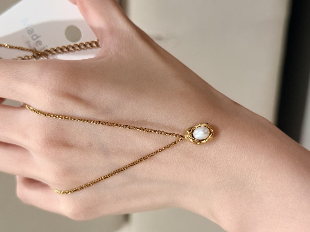 Aerten necklace - Image 8