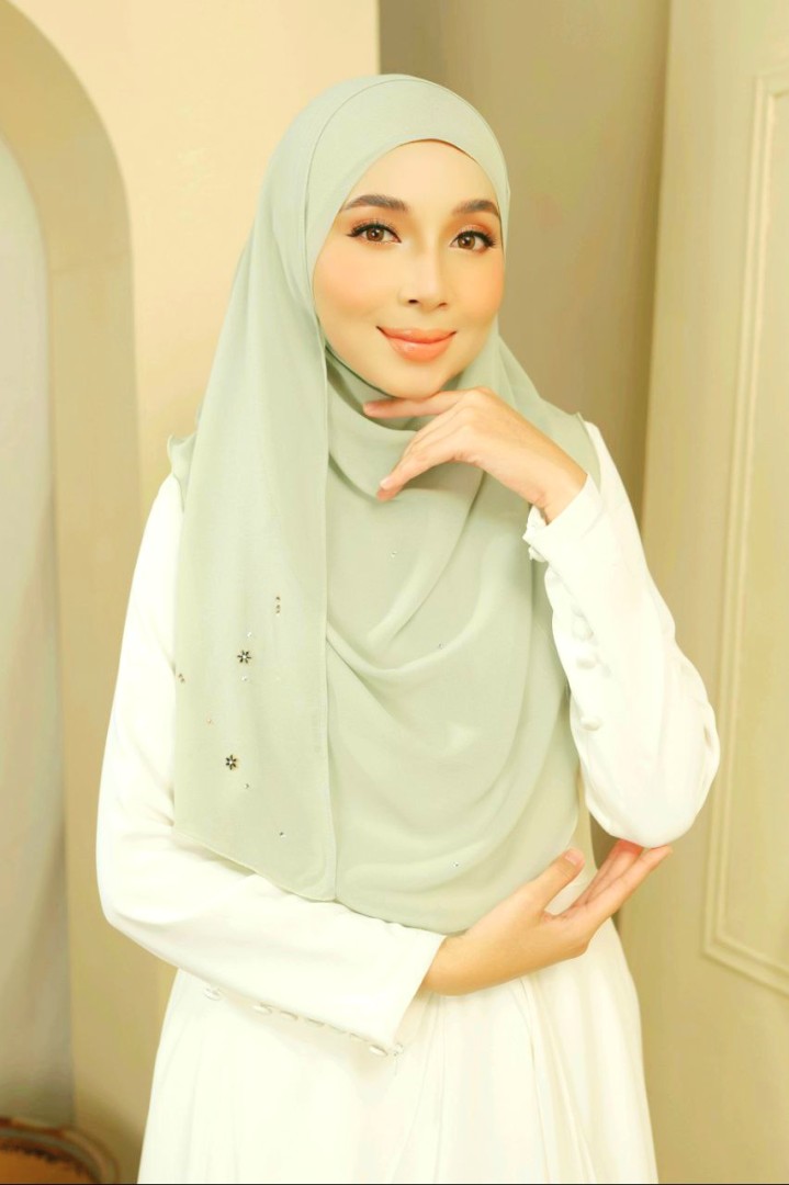 Pale Green