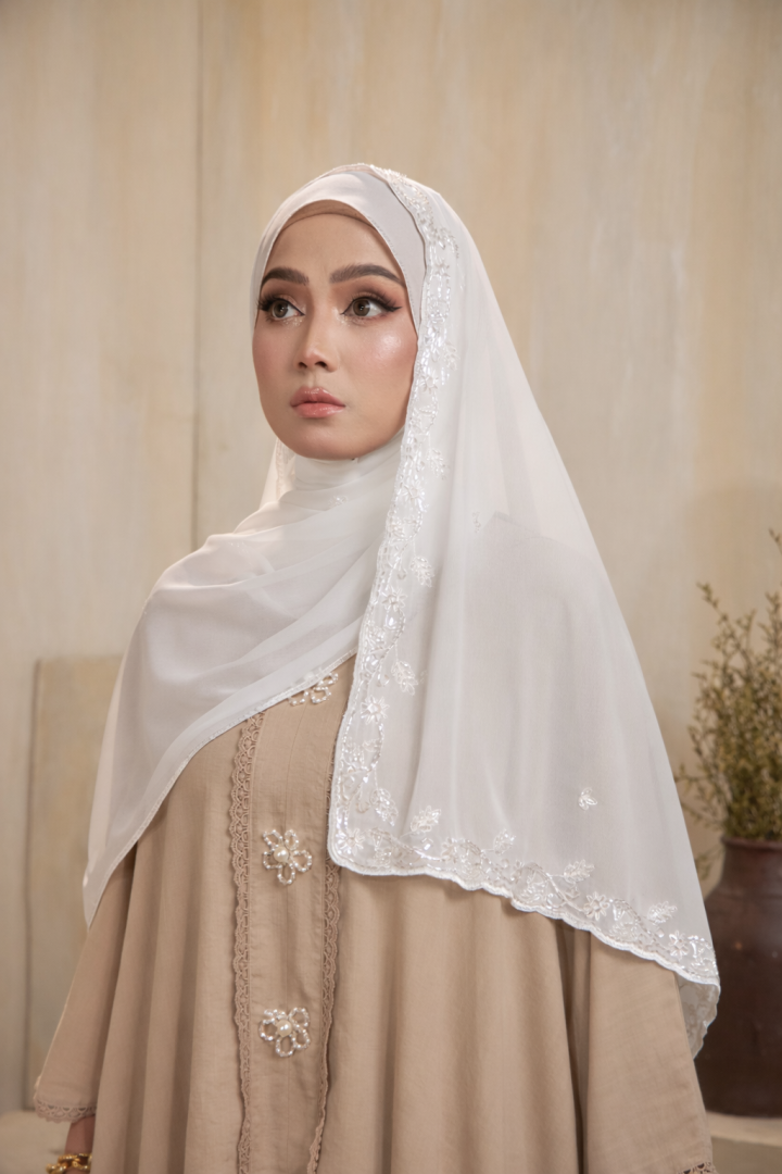 Beaded Shawl - Off White