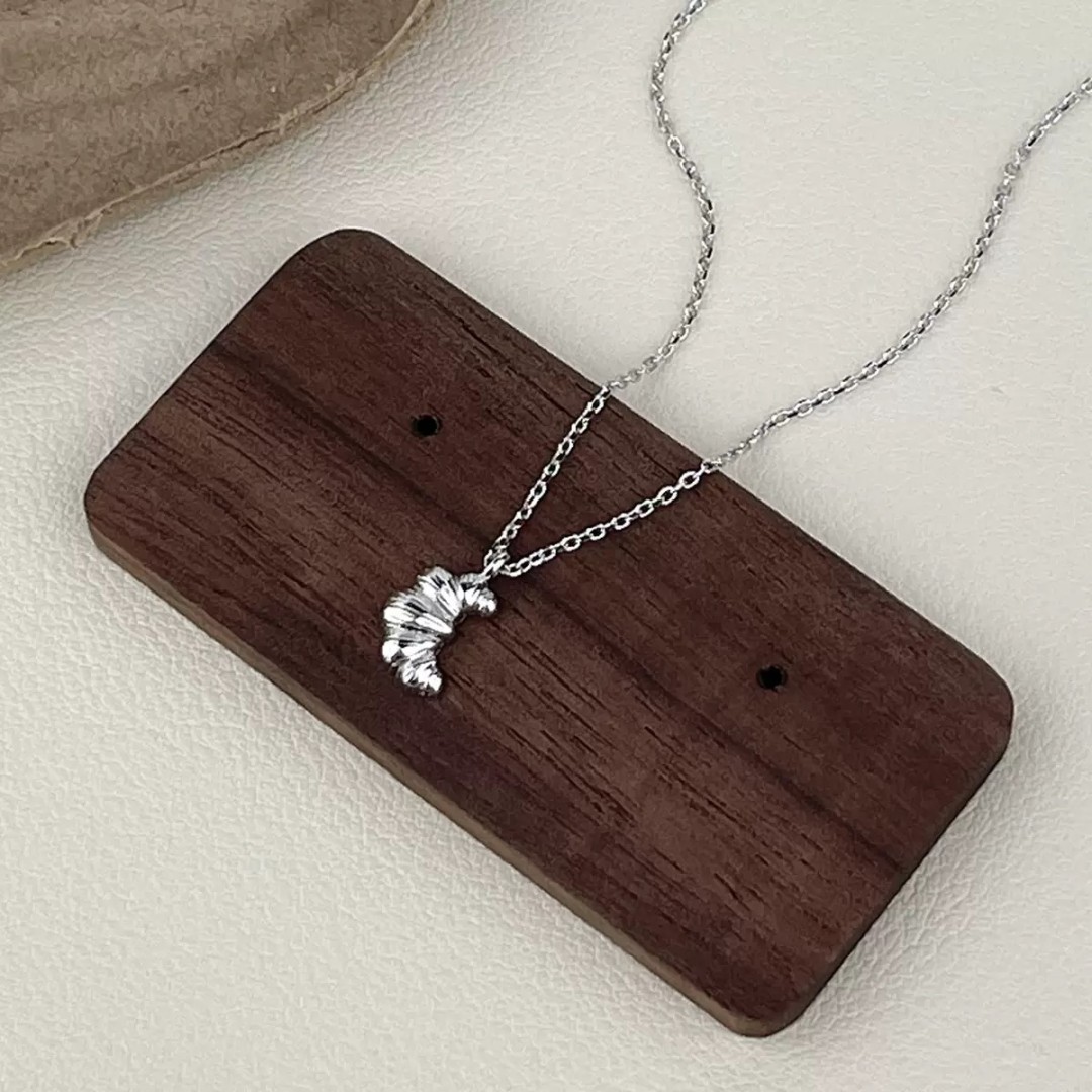 Croissant necklace - Silver