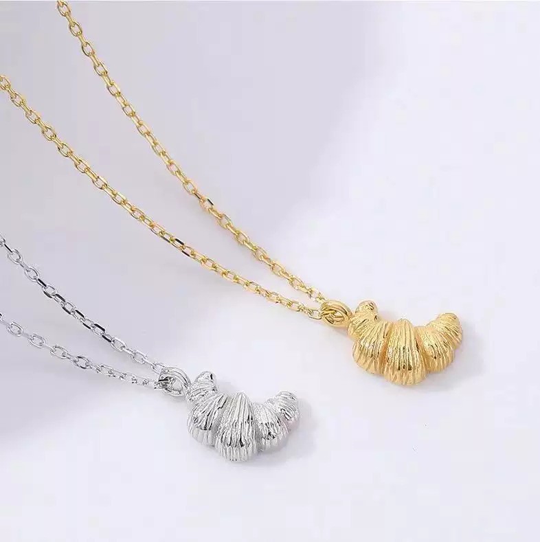 Croissant necklace - Image 9