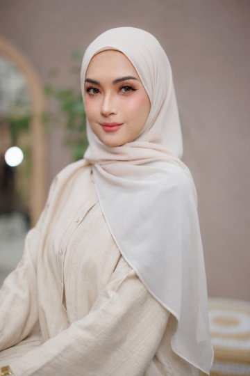 AMEERA LIGHT BEIGHE