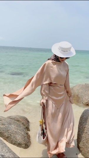 RUE CAPE SET [NUDE BROWN]