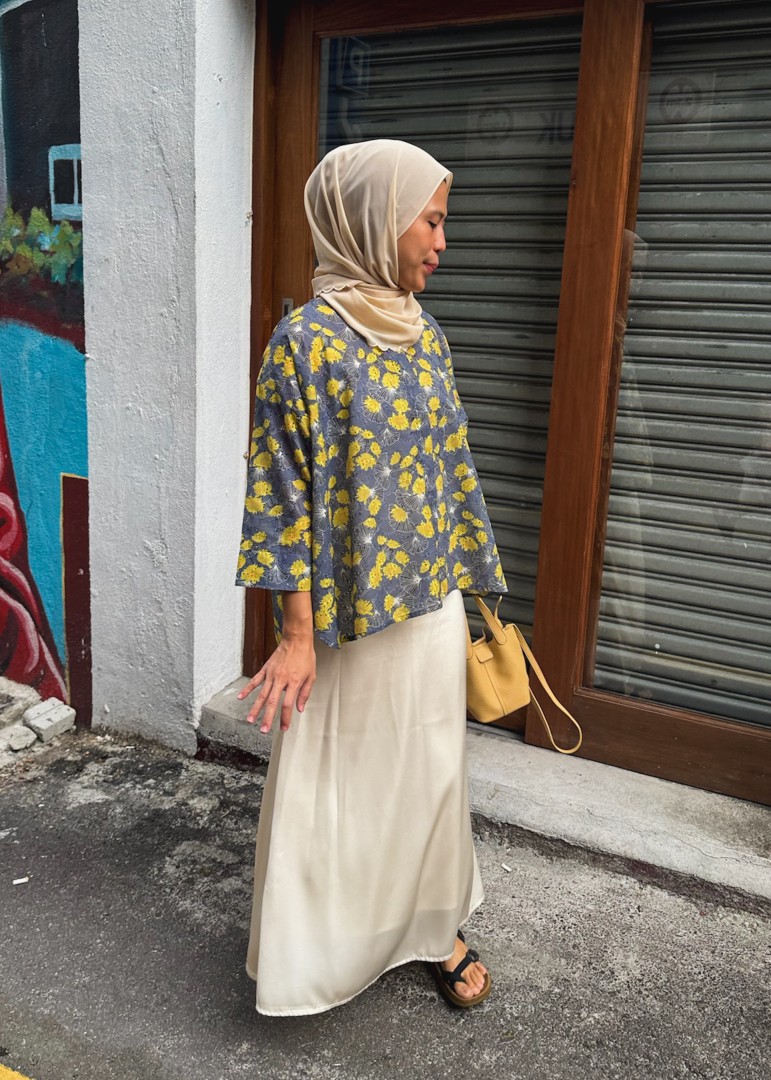 KASEEH in Grey & Yellow Daisy