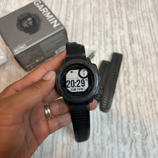 Garmin instinct used