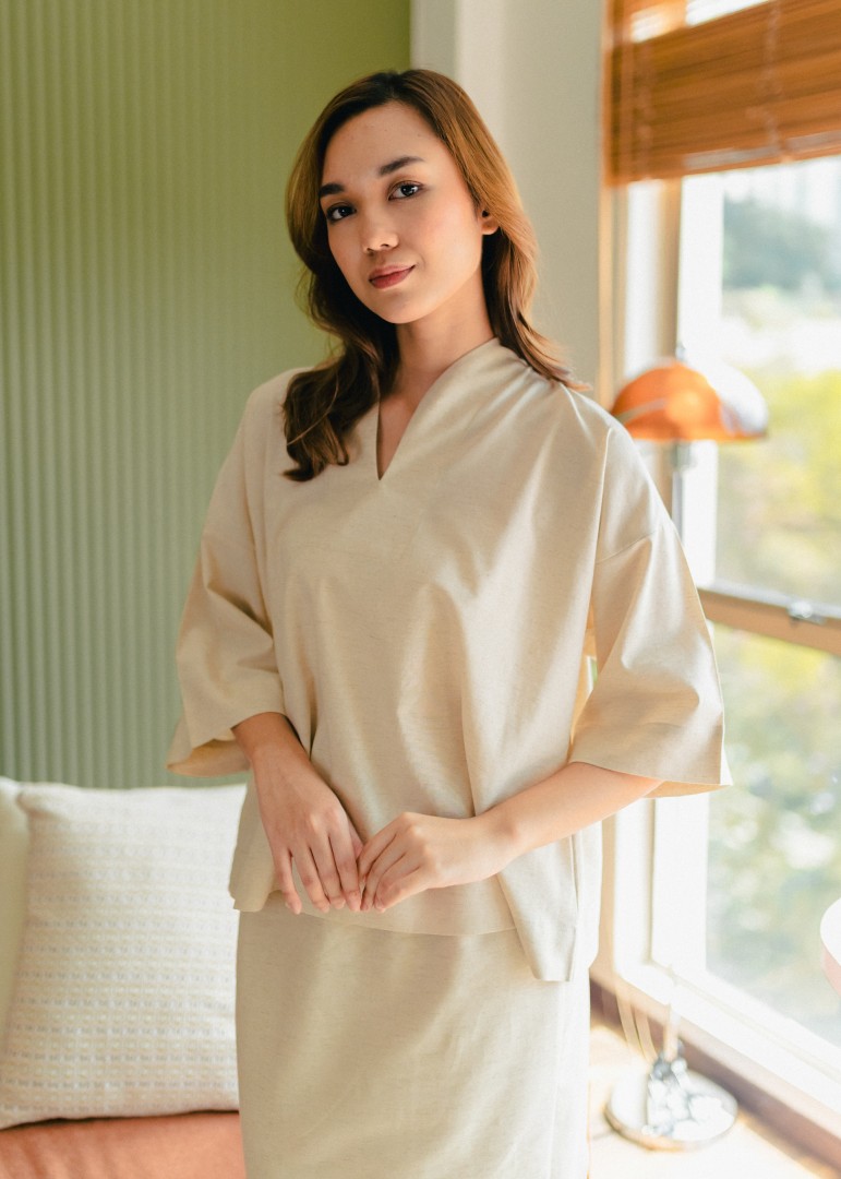 Emily Top in Oatmeal