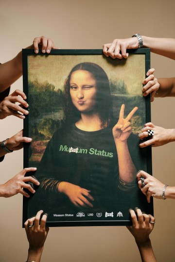 Monaliar peace poster