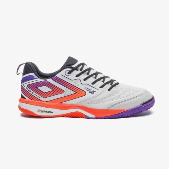 Umbro Pro 5 Stable White (PRE ORDER)