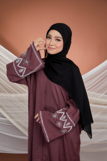Eyana (Maroon)