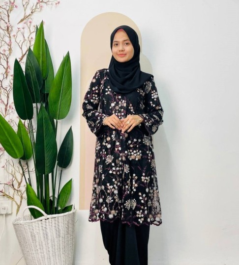 Kebaya Melur