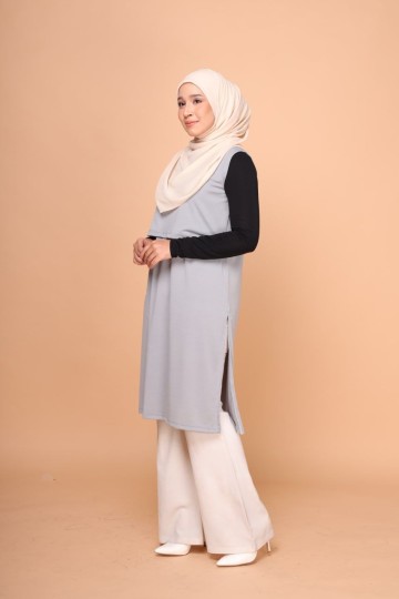 LONG TOP SLEEVELESS