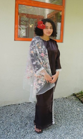 RADEN AYU KURUNG KEDAH LACE (DARK BROWN)