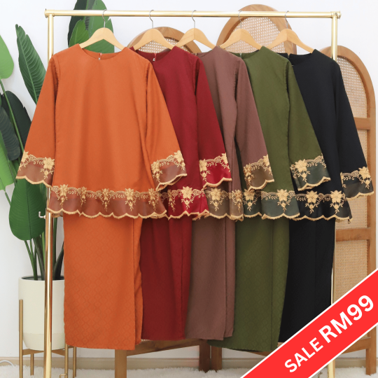 Kartini Klasik Kurung