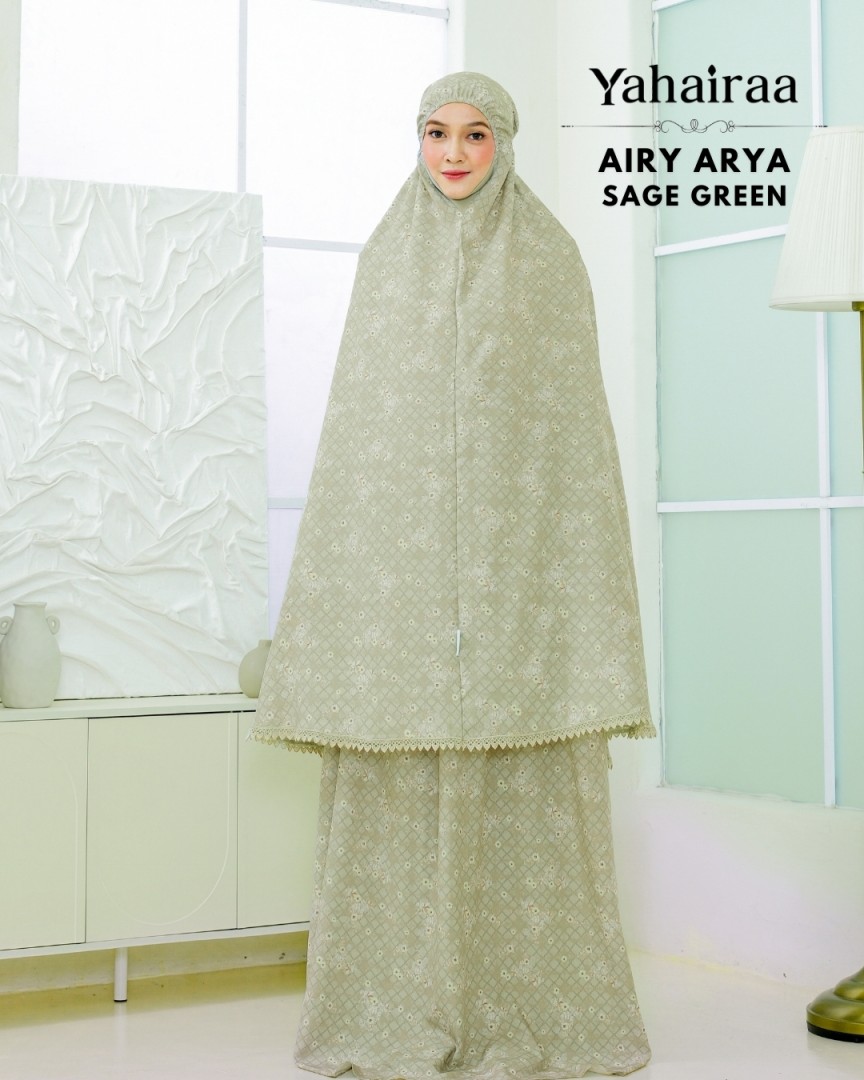 TravelLuxe | Airy Arya | Sage Green