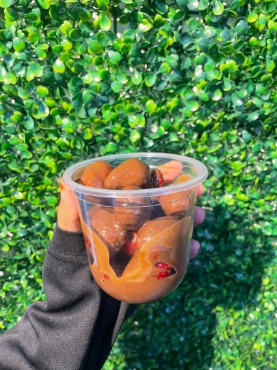 STRAWBERRY CHOCOLATE (PICKUP ONLY)