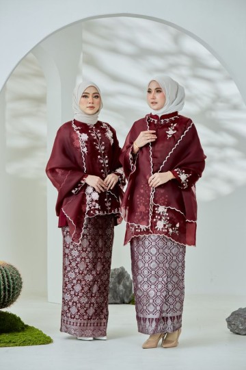 Seroja Klasik - Maroon