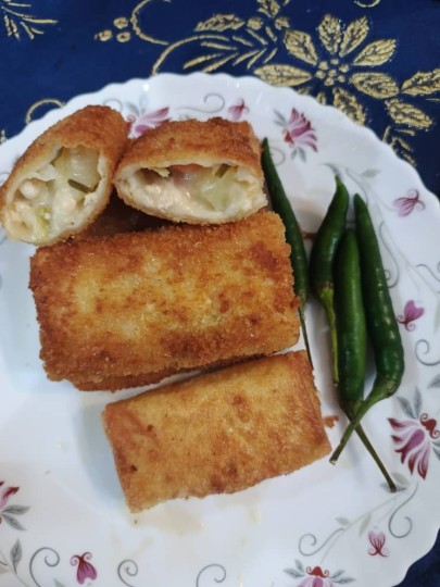 RISOLES (Perasa cheese) (kAWASAN MELAKA TENGAH SAHAJA)