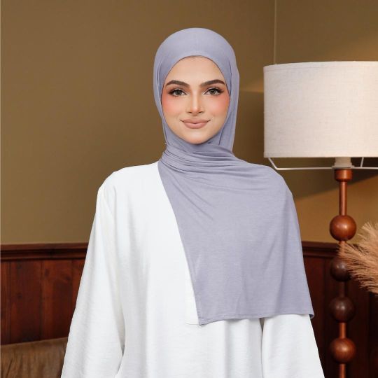 ADEENA ASH GREY -02