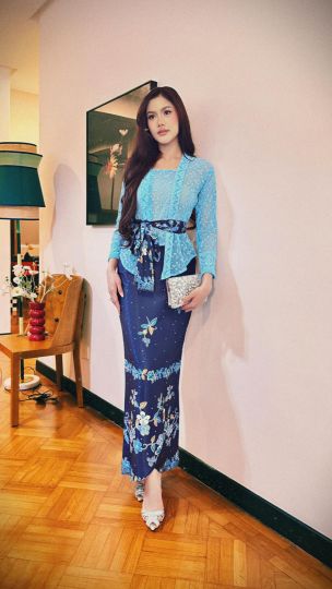 KIRANA BLINK KEBAYA IN DEVINA SKY